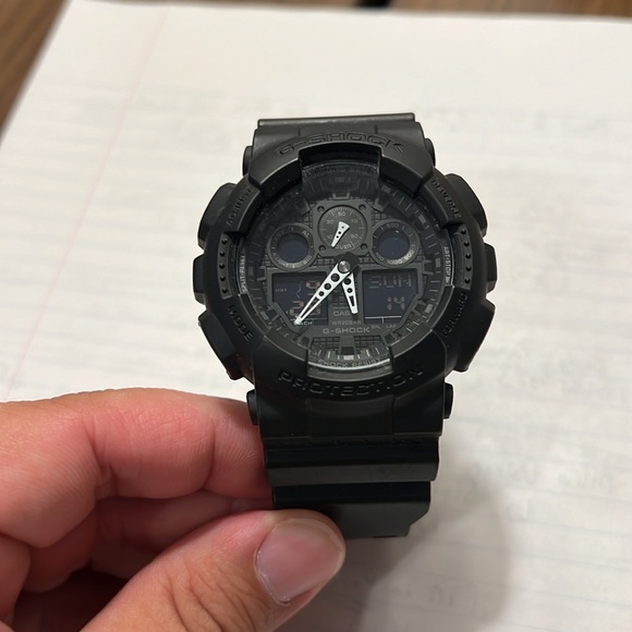 Casio GA100-1A1 analog-digital watch - Picture 4 of 6